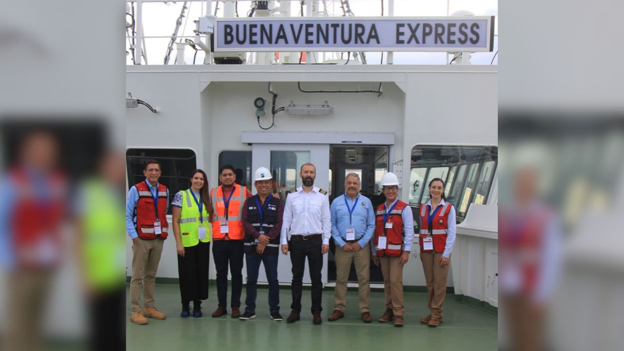 Hutchison Ports LCT en Lázaro Cárdenas celebra la llegada del buque